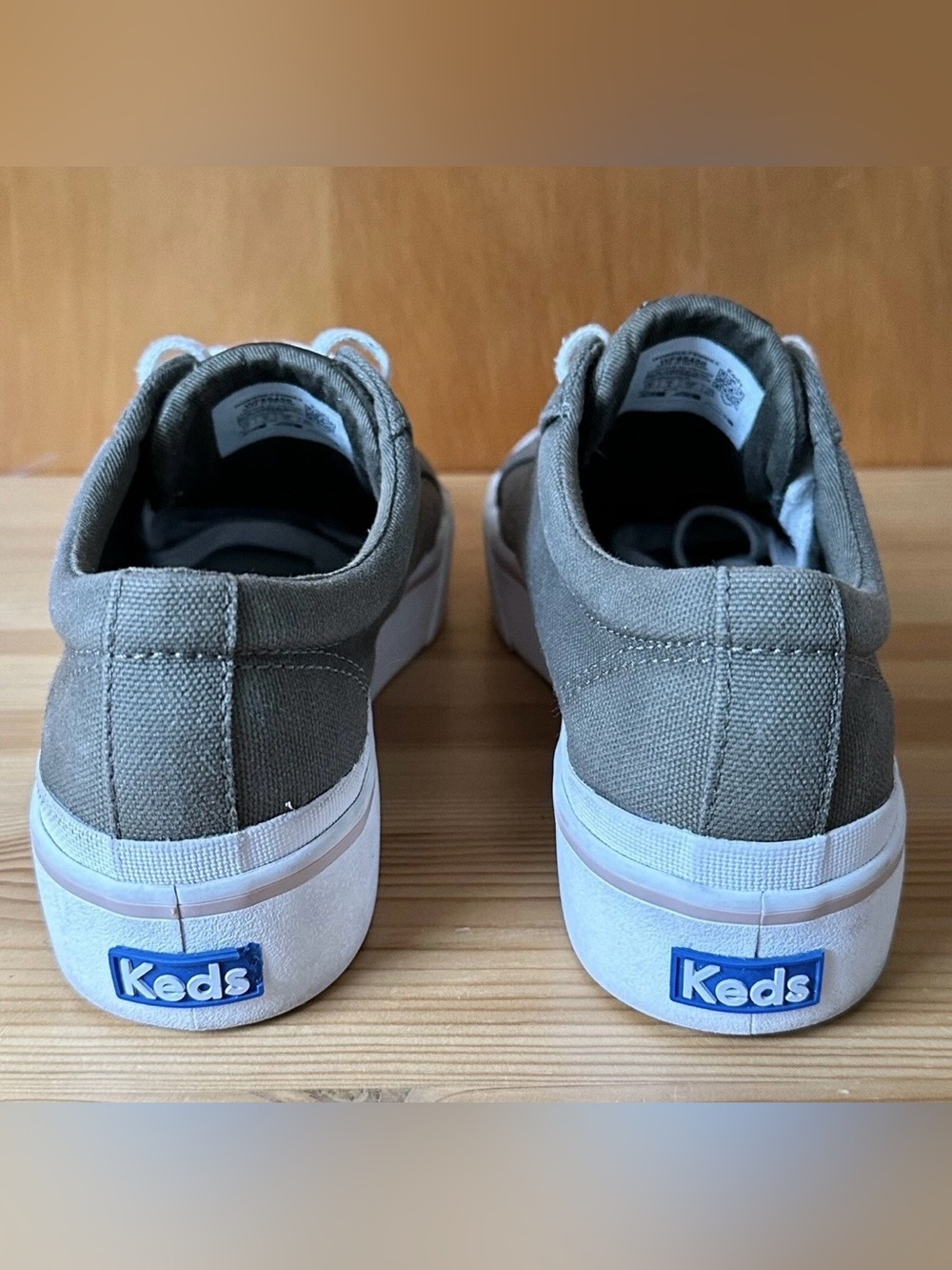 Keds Softella Women’s Size 6.5 Green/Gray Canvas Casual Lace-Up Sneakers - Picture 5 of 8
